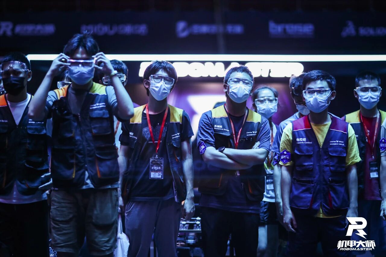 DJI RoboMaster team competition